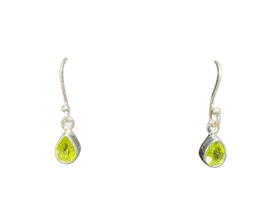 Sterling Silver Earring Peridot Stone MPCZ3322